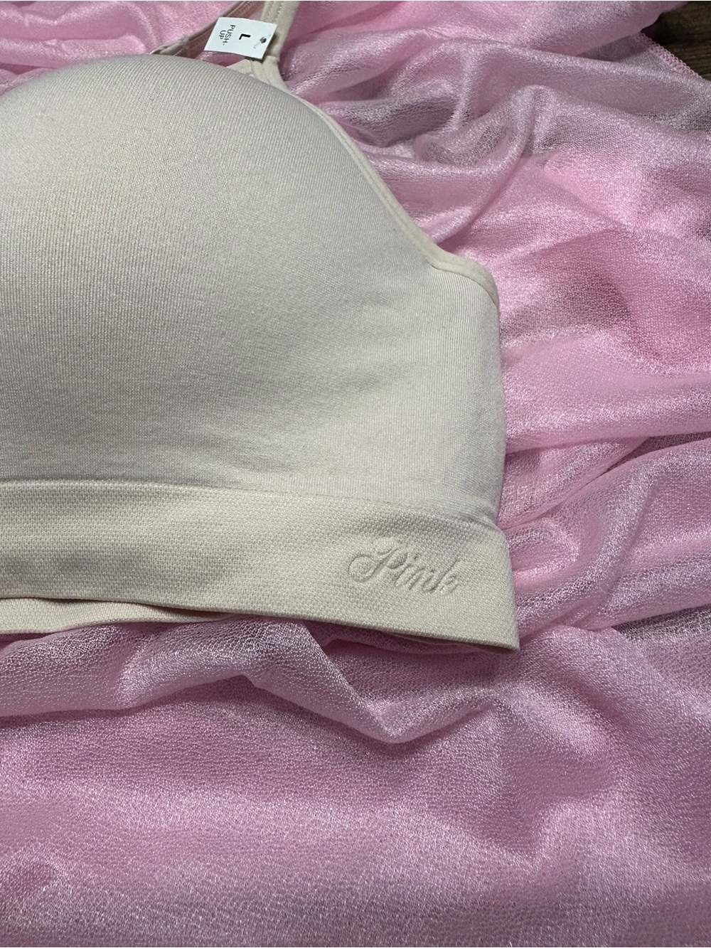 Victoria's Secret Push Up Seamless Wireless Bra - Large - Picture 2 of 7
